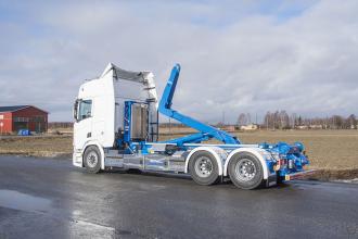 Nice hooklift delivered by NTM in Finland